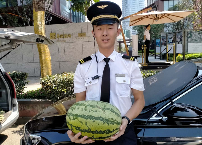 1炎热高温未退，领导慰问送清凉5A.jpg